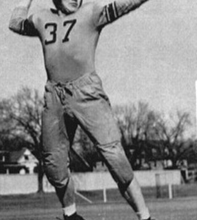 The Split-T Scoring Machine: The Record-Breaking Career of Bob Steuber